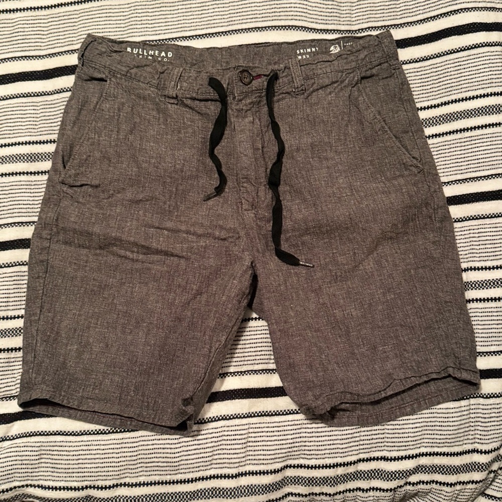 PacSun Bullhead Size 32 Gray Shorts
